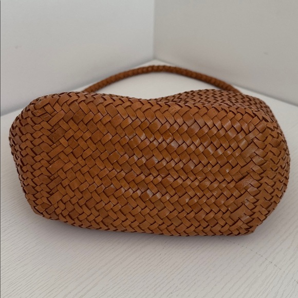 Madewell Tan Leather Woven Shoulder Bag in Light Caramel Brown Purse - Picture 6 of 7